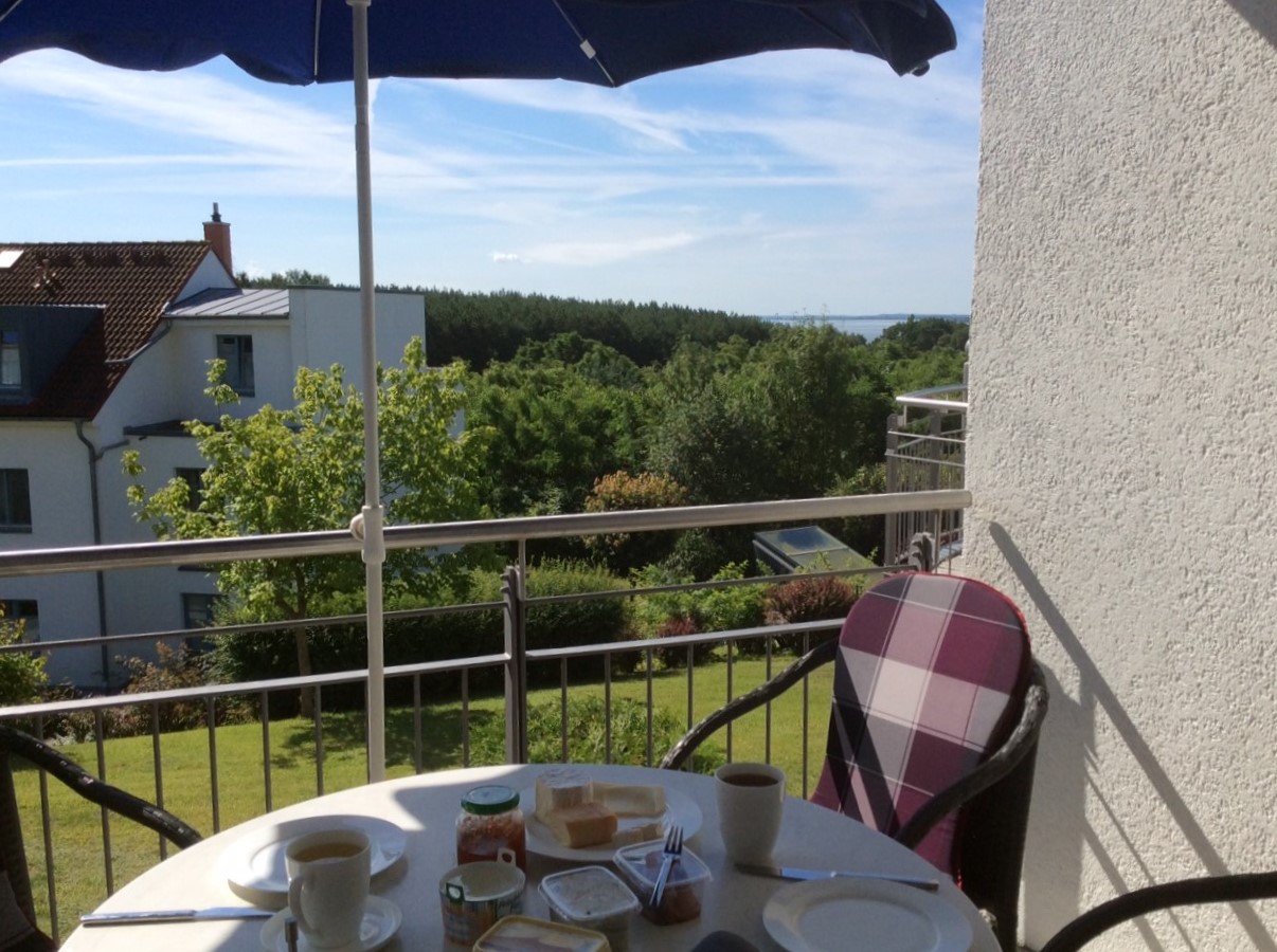 Balkon mit Achterwasserblick